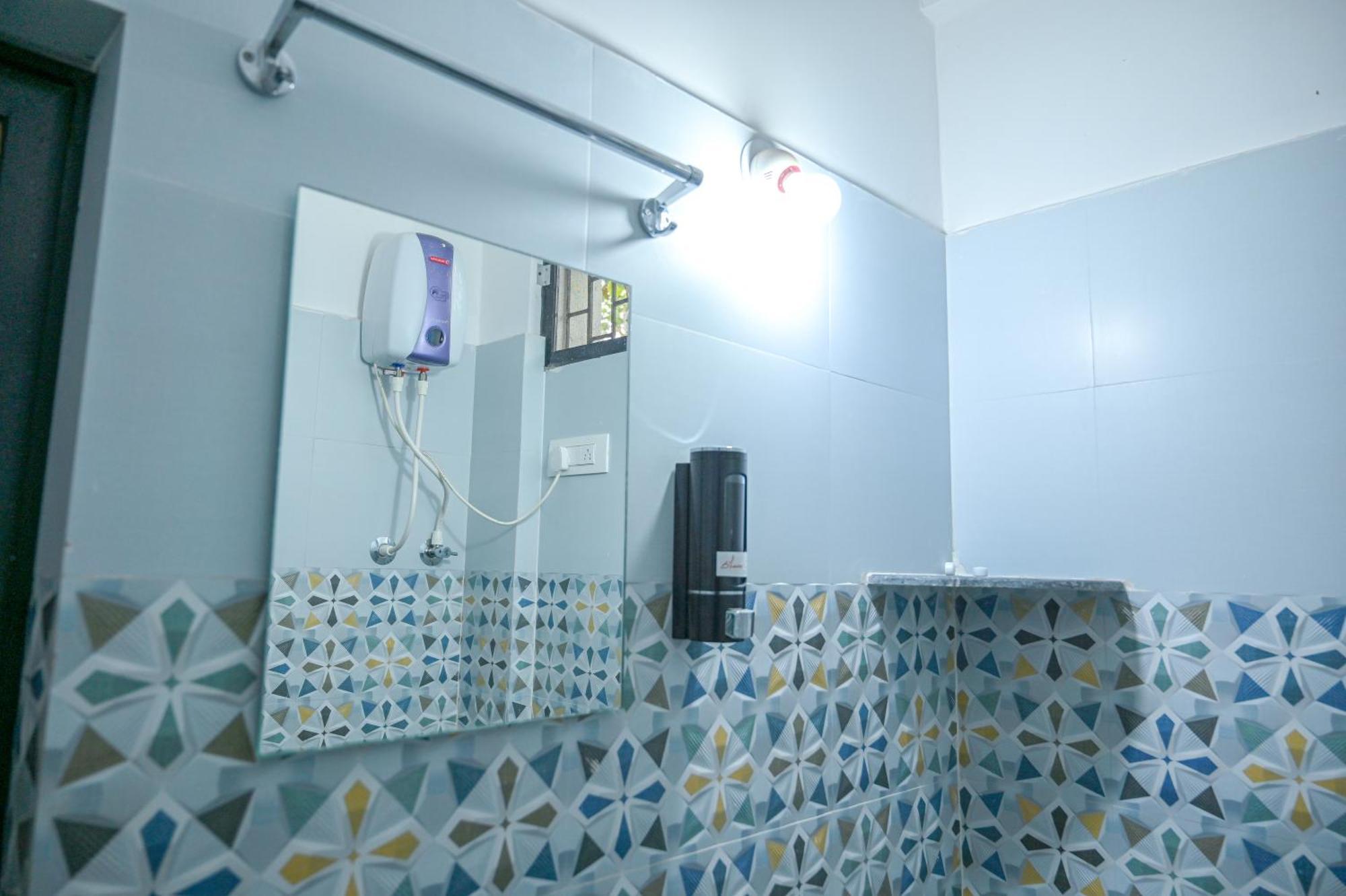 Shell House - Private Stay With Garden View In Arambol Мандрем Экстерьер фото